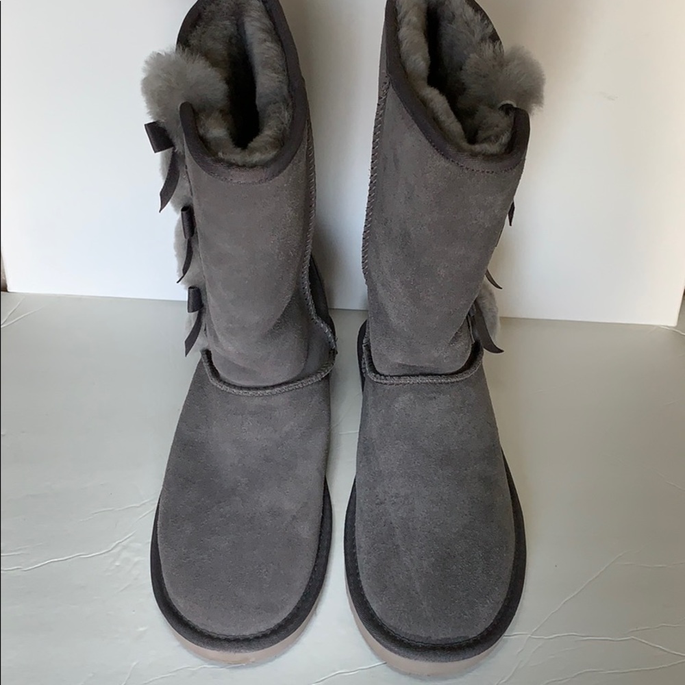 Koolaburra by UGG boots, sz 9